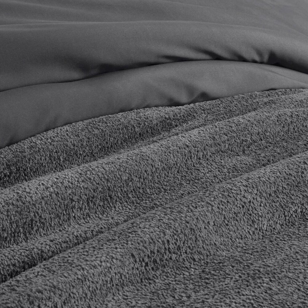 CoCoCozy 3-piece Bouclé Revers Comforter Set, Queen, Charcoal, NWT - Picture 3 of 3
